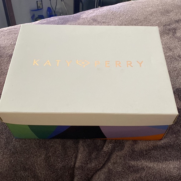 Rainbow, stitch, Katty, perry heels, brown bottom - Picture 4 of 4